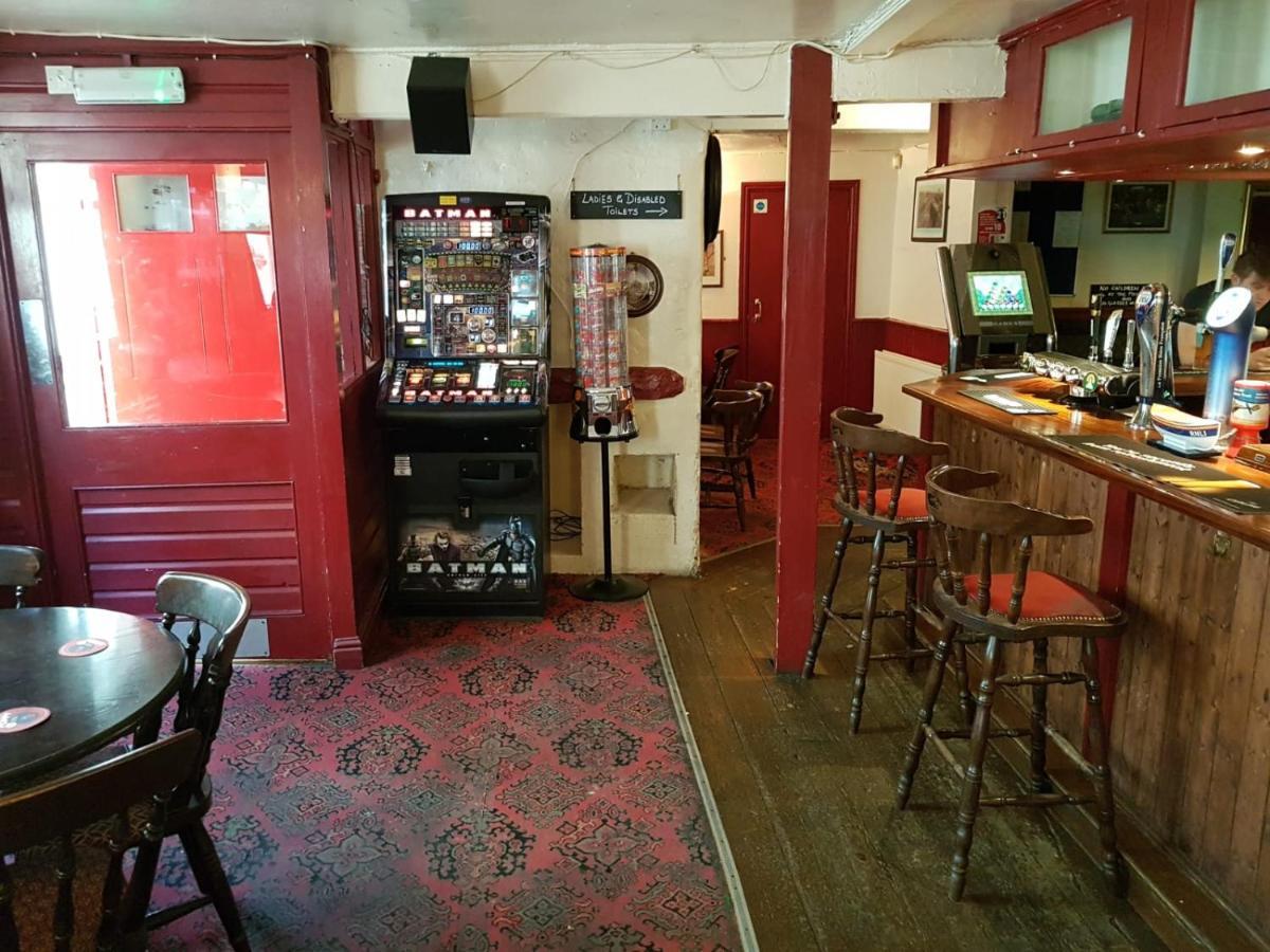 דוליש The Railway Inn מראה חיצוני תמונה