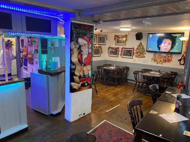 דוליש The Railway Inn מראה חיצוני תמונה